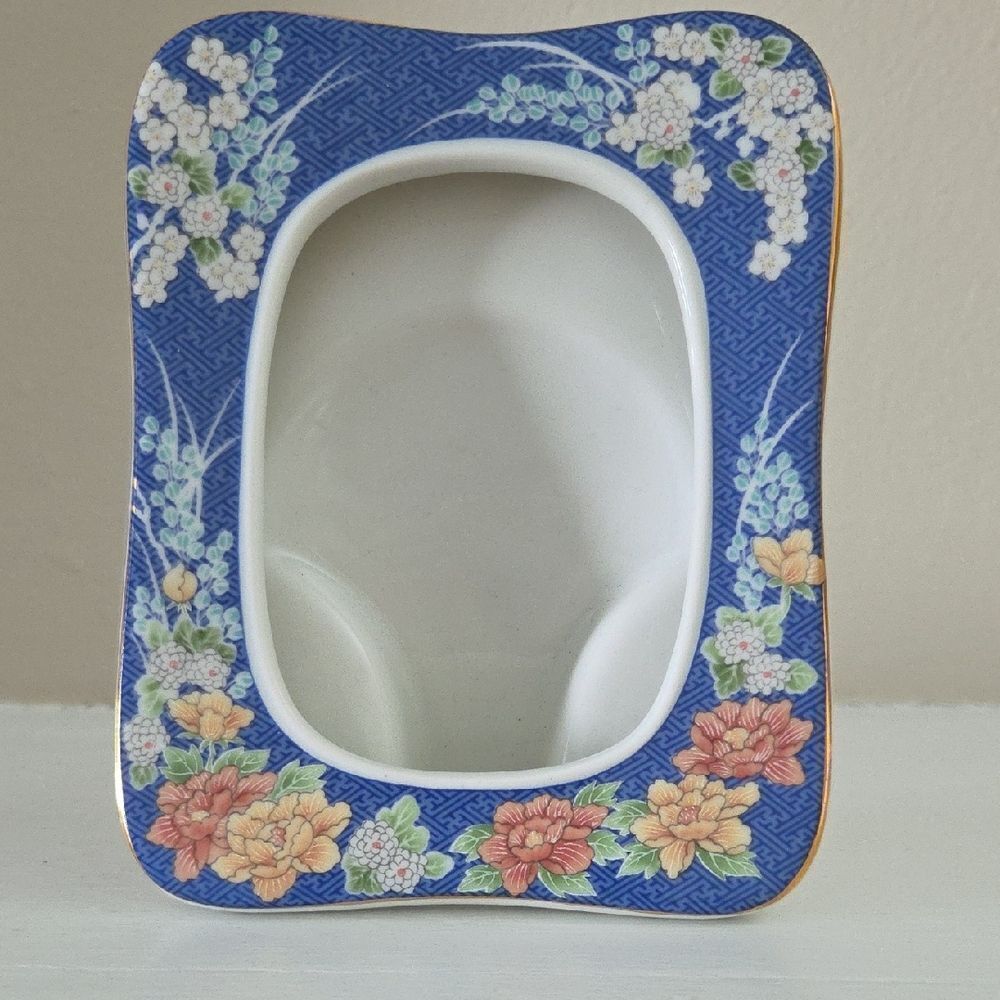 Floral Blue Picture Frame